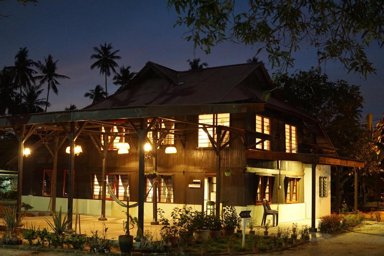 Sayang Di Kaki Bukit Homestay Near Icon City Bukit Mertajam Zewnętrze zdjęcie