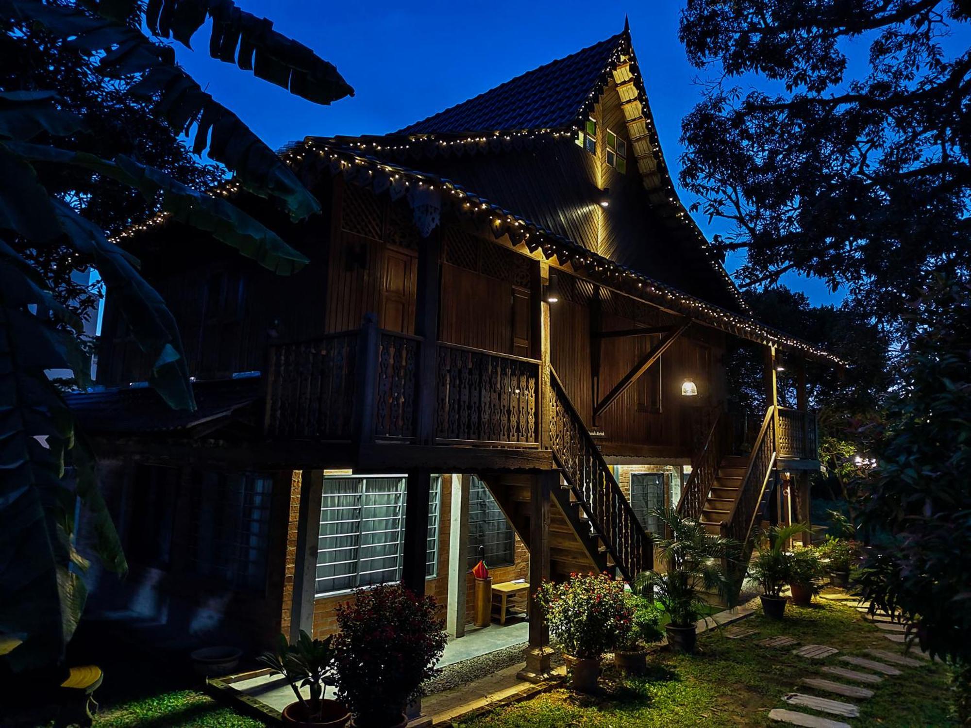 Sayang Di Kaki Bukit Homestay Near Icon City Bukit Mertajam Zewnętrze zdjęcie